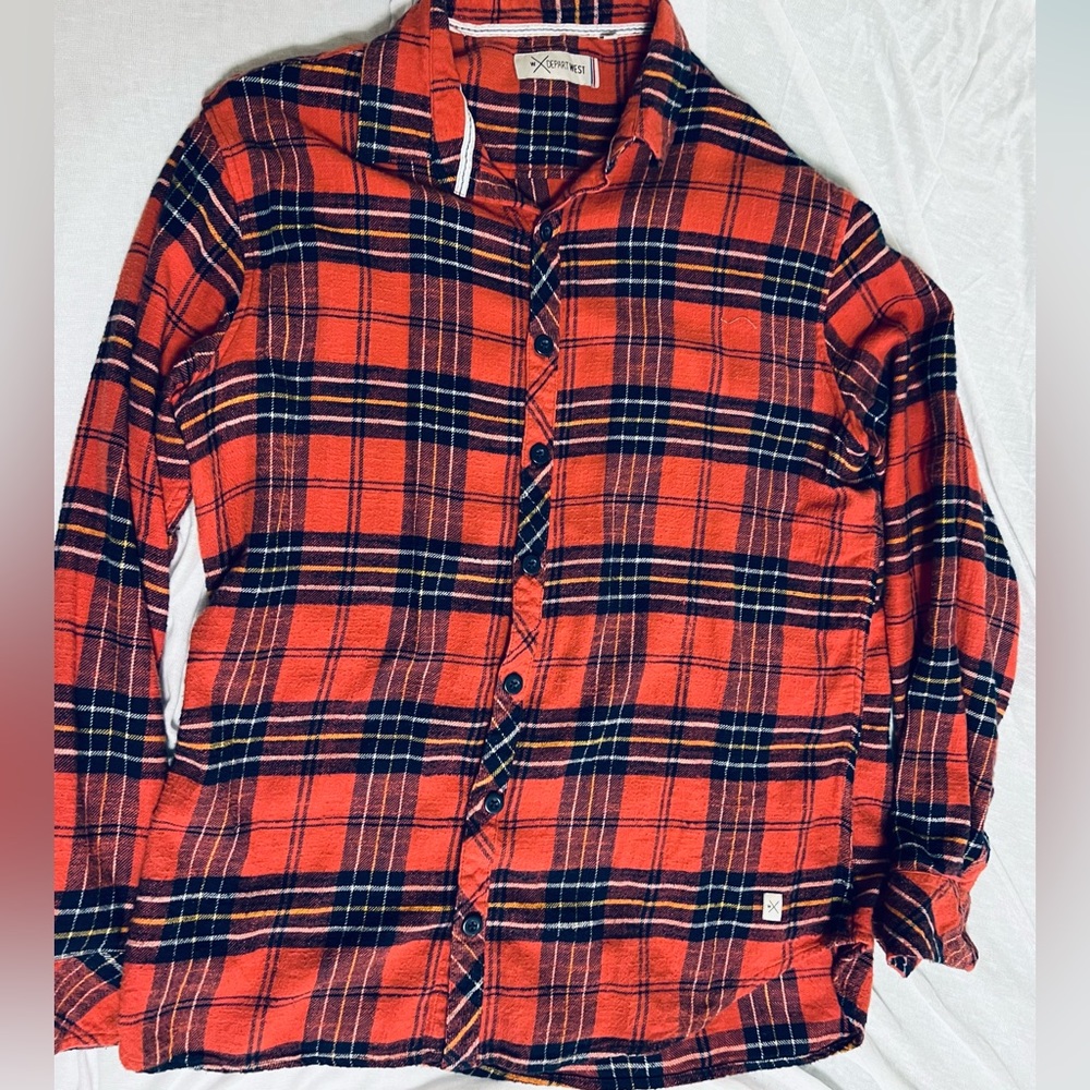 Long sleeve Departwest button up plaid